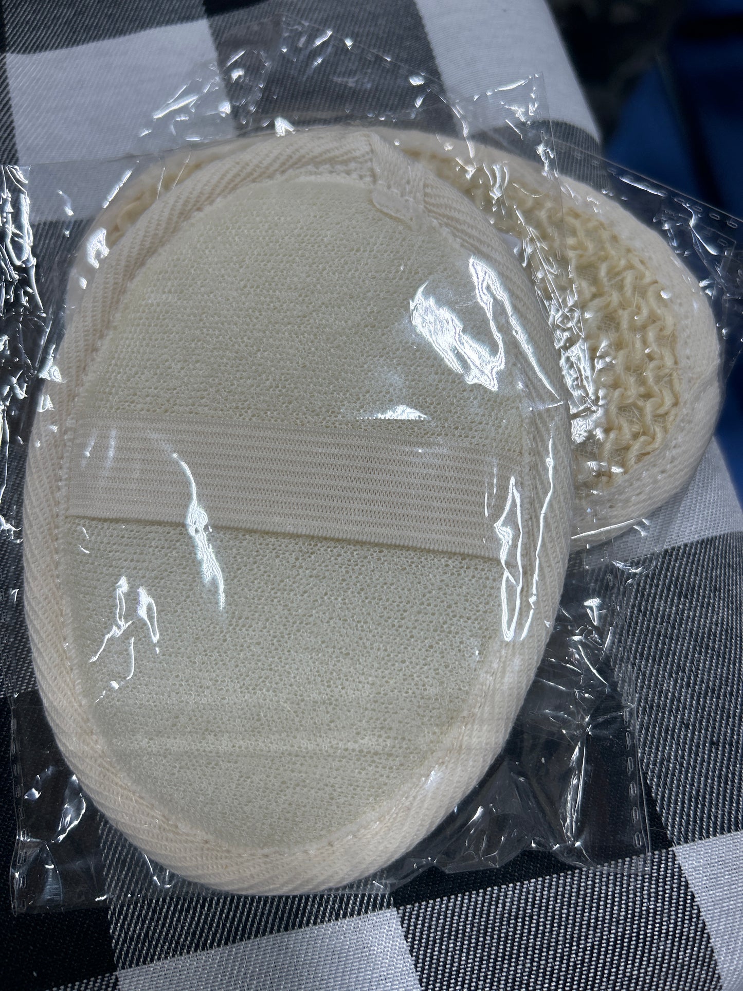 Natural body sponge/loofah